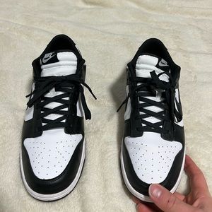 Nike panda dunks.